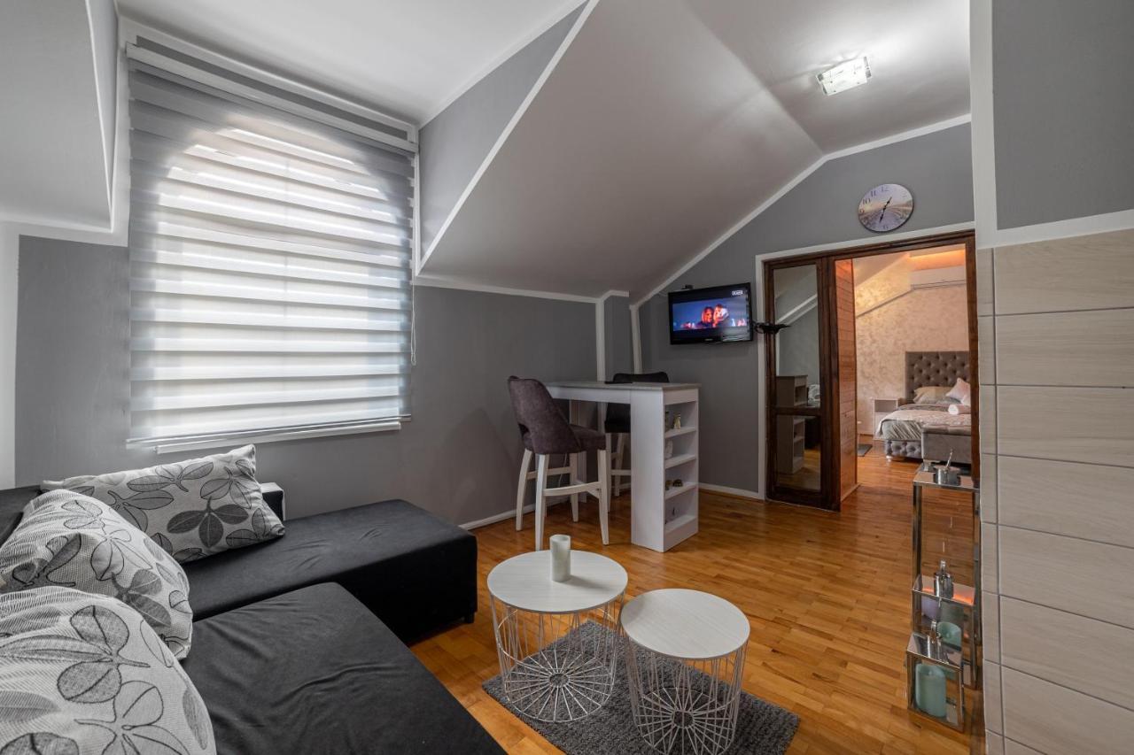 Delux Apartmani Pozarevac Exterior photo