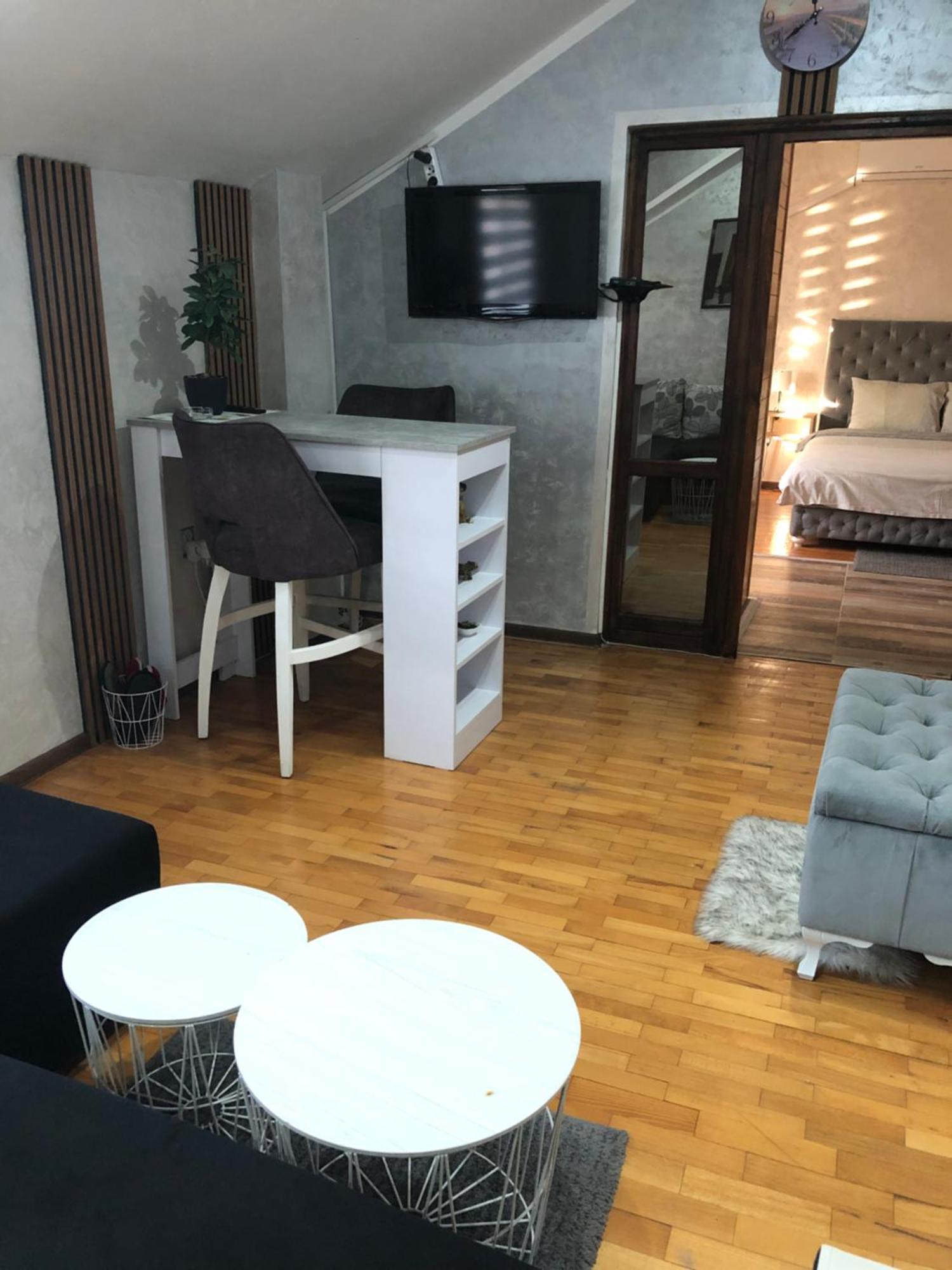 Delux Apartmani Pozarevac Exterior photo